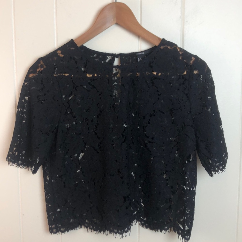 Forever 21 Black Floral Lace Crop Top - Picture 1 of 5